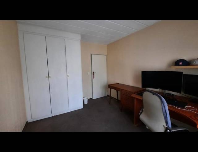 2 BEDROOM APARTMENT FOR SALE IN VAALPARK